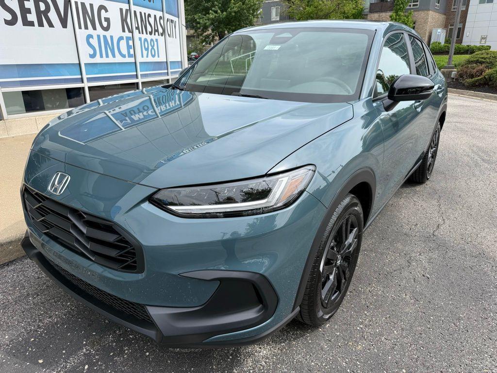 new 2026 Honda HR-V car, priced at $32,404