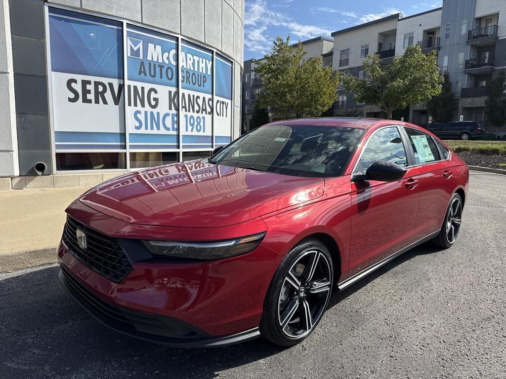 new 2025 Honda Accord Hybrid car, priced at $35,305