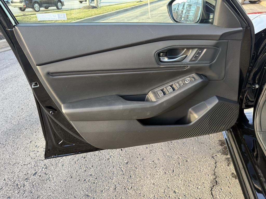 new 2025 Honda Accord Hybrid car, priced at $34,600