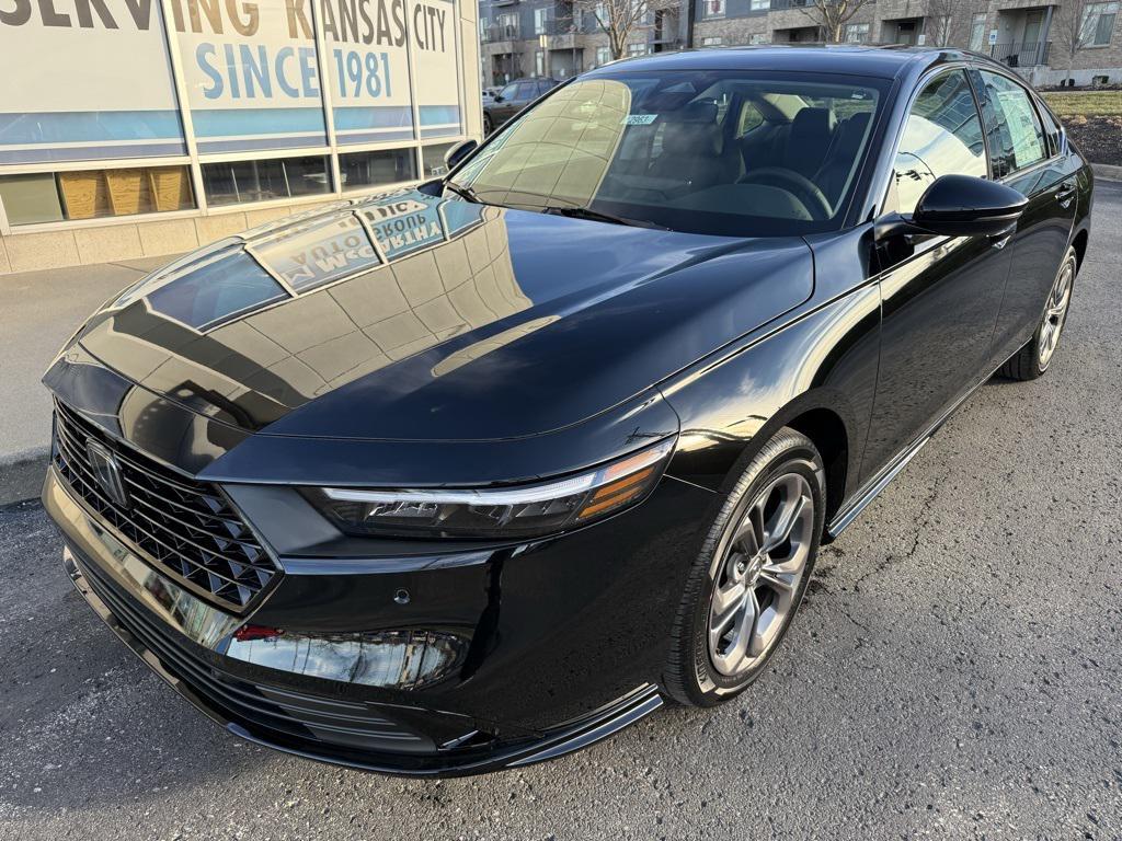 new 2025 Honda Accord Hybrid car, priced at $34,600