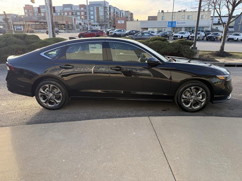 new 2025 Honda Accord Hybrid car, priced at $34,600