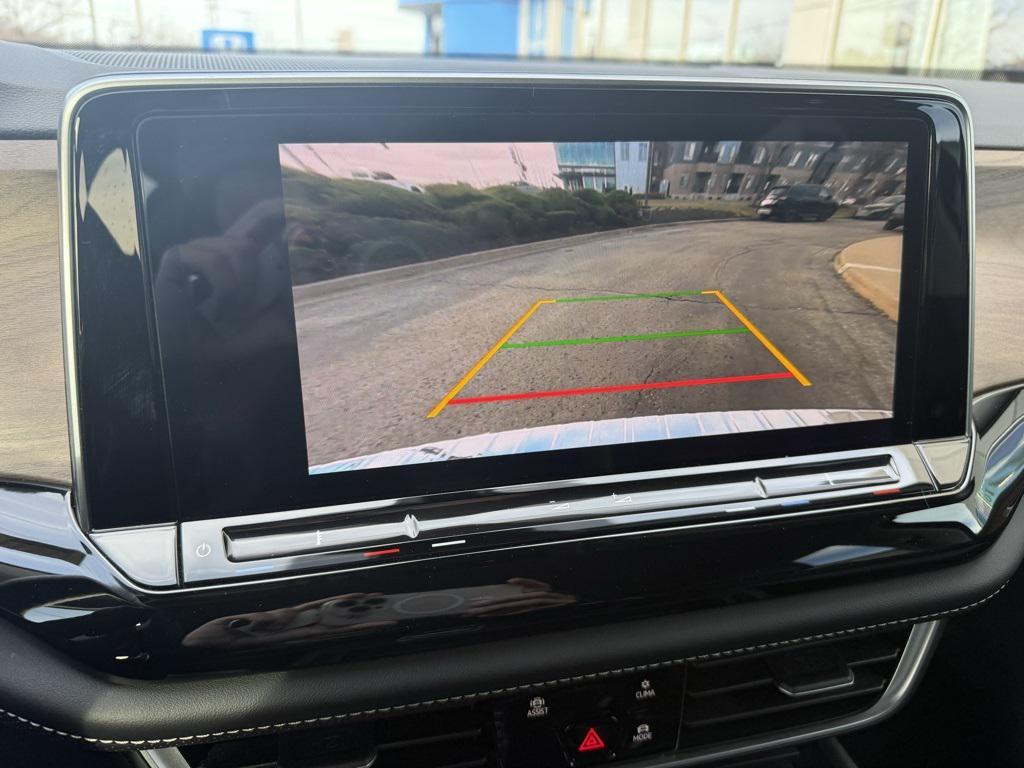 used 2024 Volkswagen Atlas car, priced at $32,000