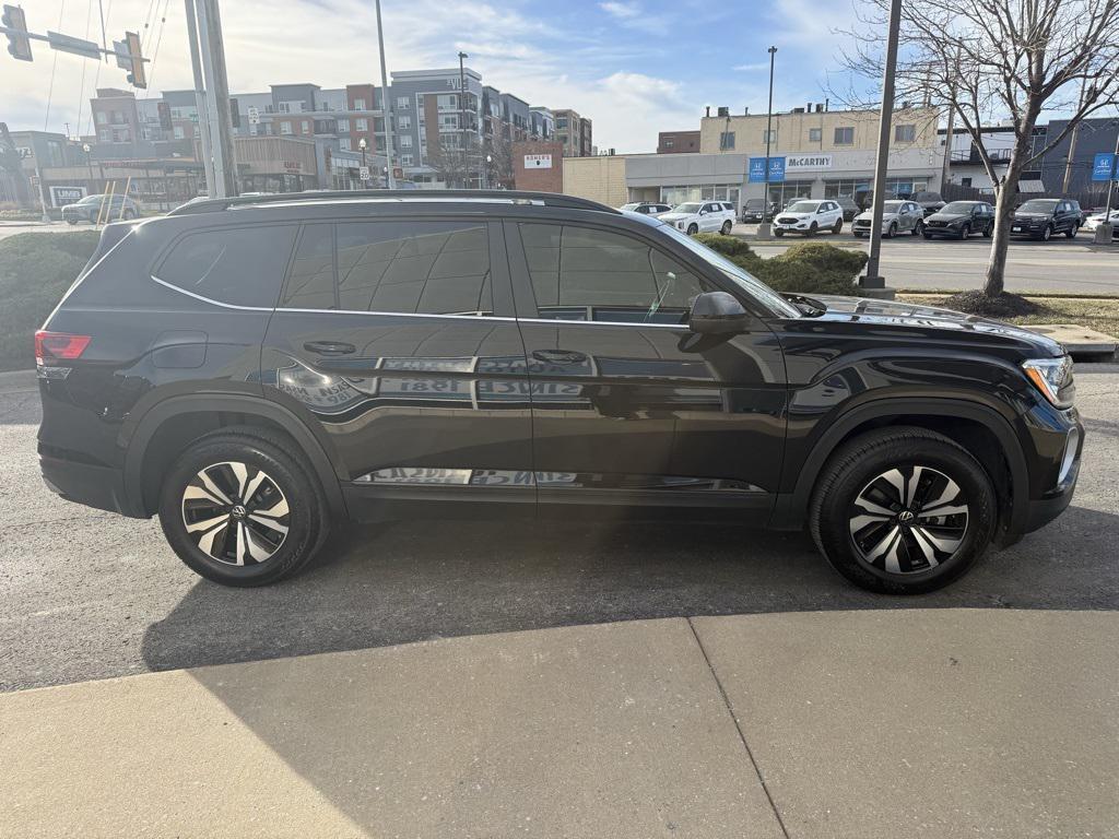 used 2024 Volkswagen Atlas car, priced at $32,000