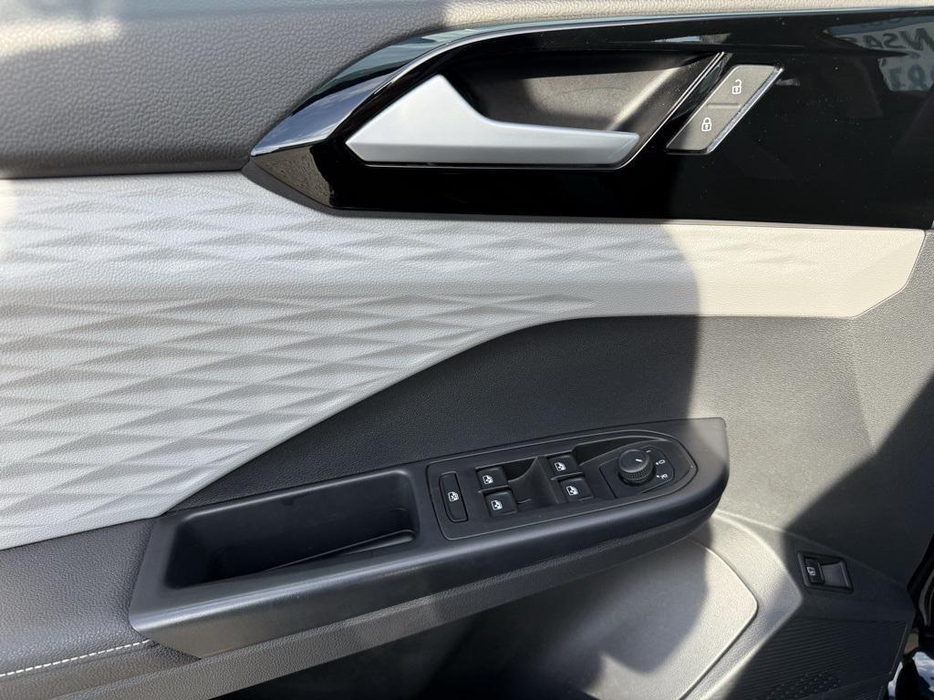 used 2024 Volkswagen Taos car, priced at $19,900