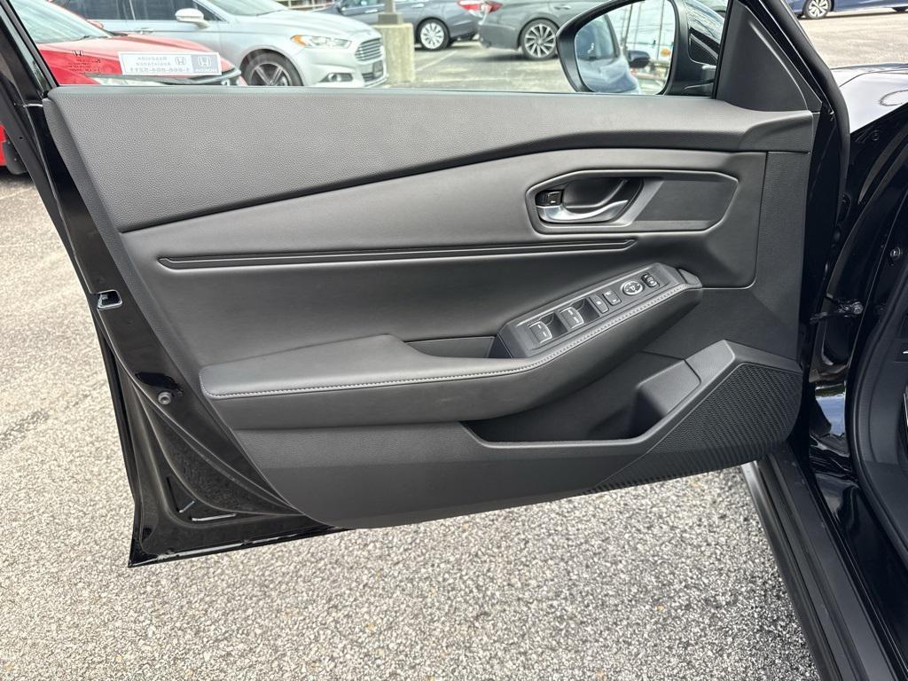 used 2025 Honda Accord Hybrid car, priced at $31,000