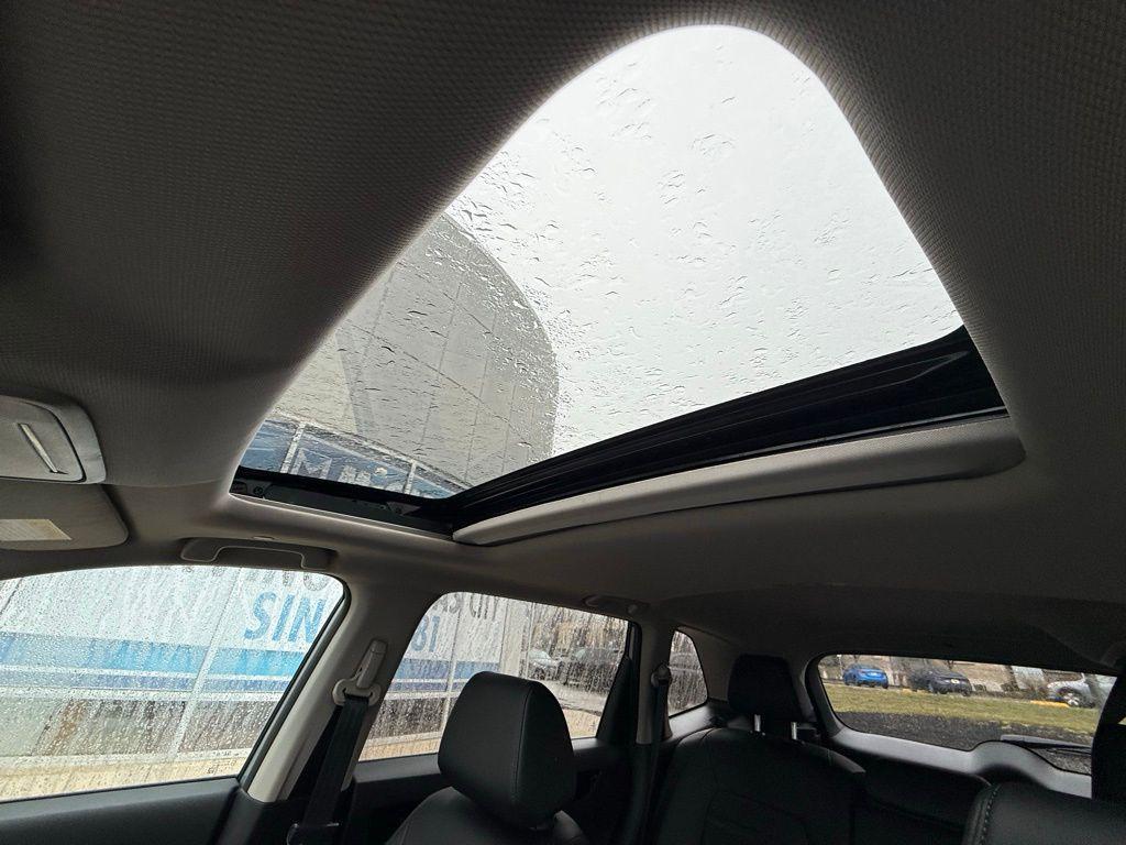 used 2025 Honda CR-V car, priced at $33,500