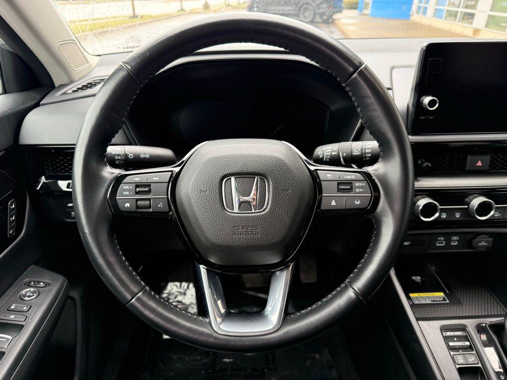 used 2025 Honda CR-V car, priced at $33,500