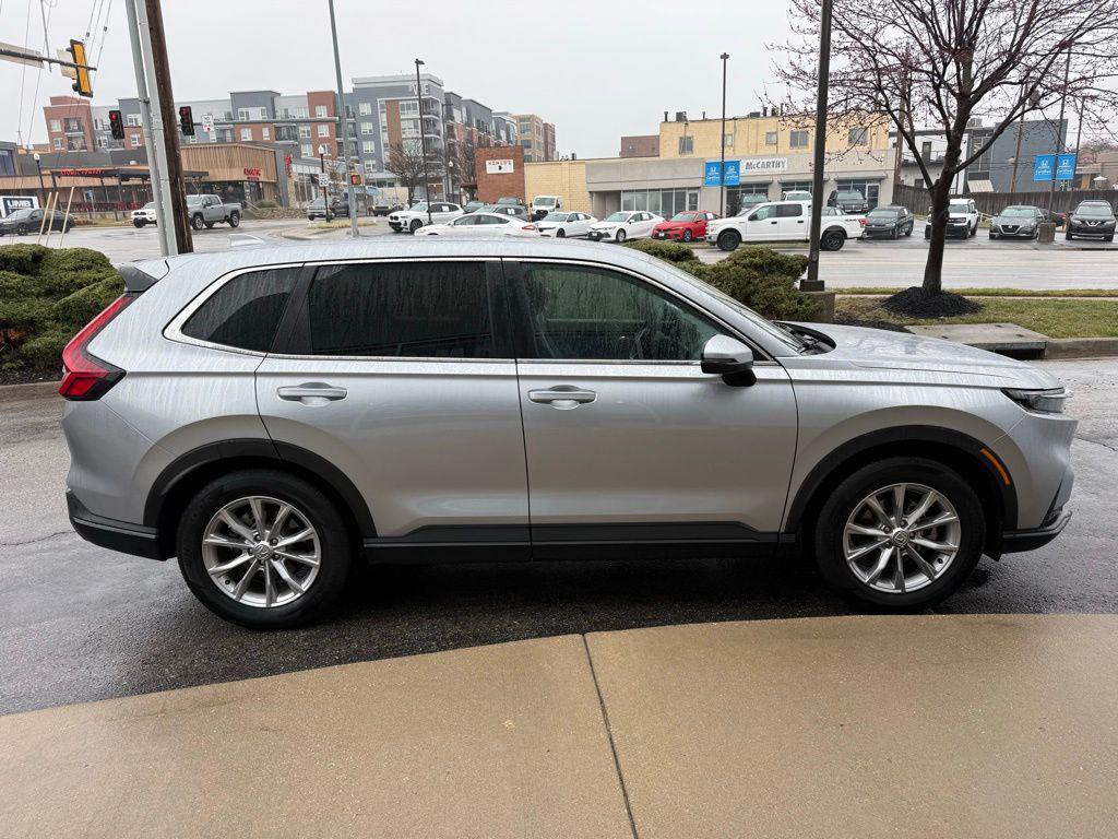 used 2025 Honda CR-V car, priced at $33,500