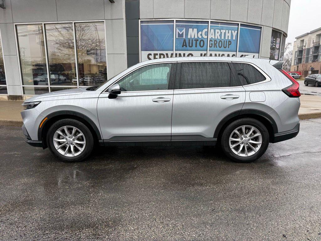 used 2025 Honda CR-V car, priced at $33,500