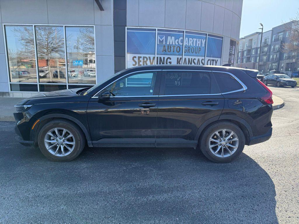 used 2025 Honda CR-V car, priced at $32,900