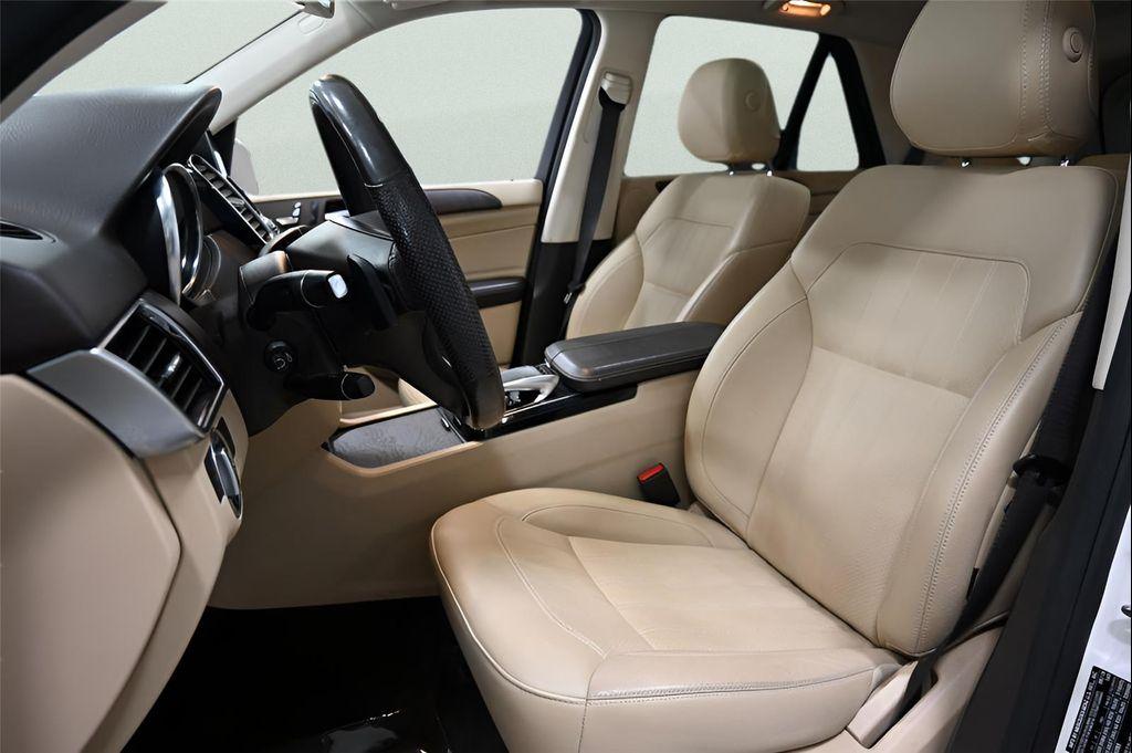 used 2019 Mercedes-Benz GLE 400 car, priced at $18,829