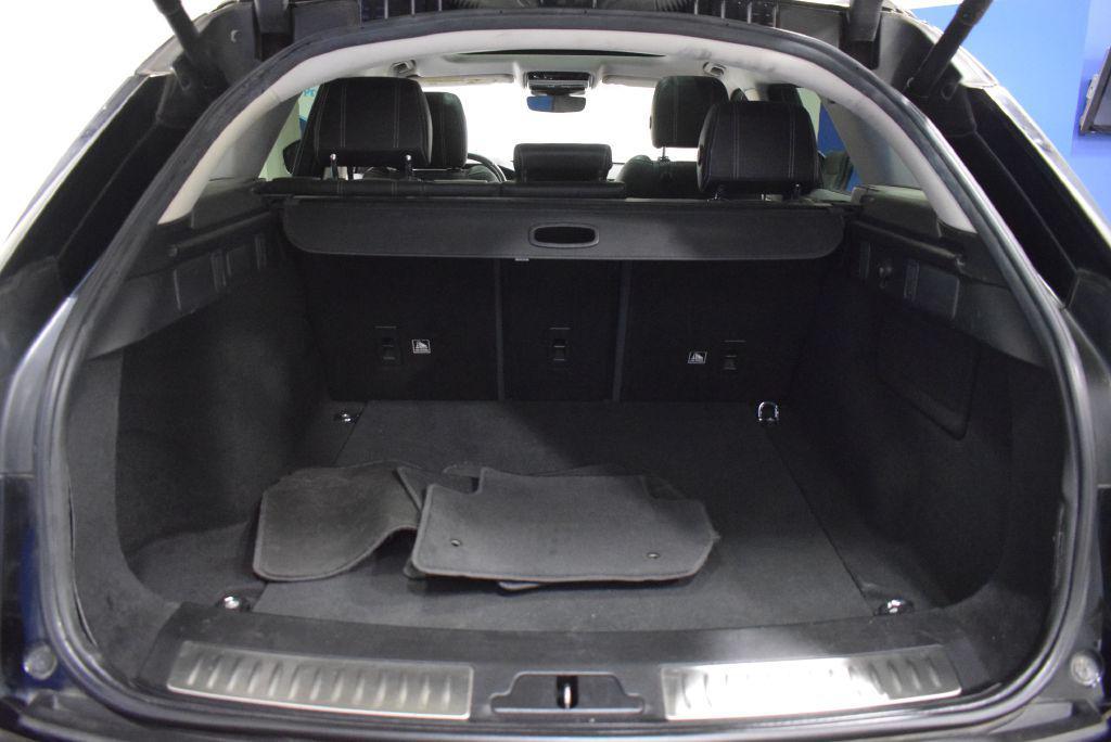 used 2019 Land Rover Range Rover Velar car, priced at $19,274