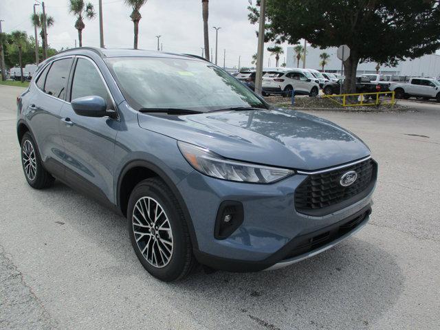 new 2025 Ford Escape PHEV car, priced at $39,230