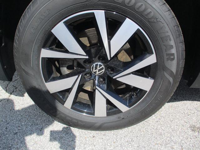 used 2020 Volkswagen Atlas Cross Sport car, priced at $23,495