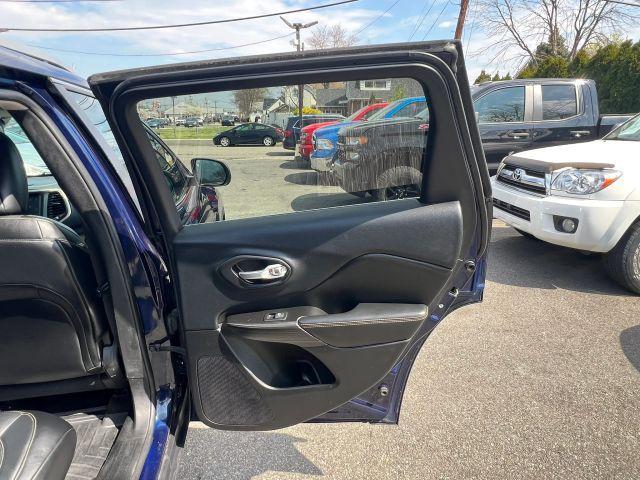 used 2014 Jeep Cherokee car, priced at $7,495