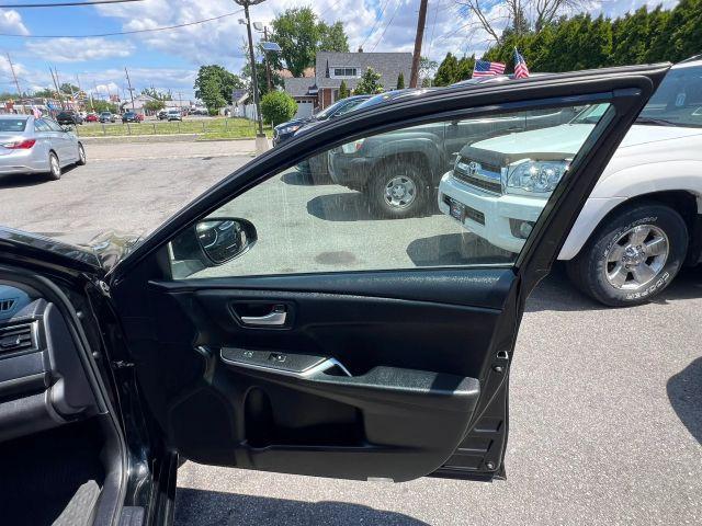 used 2017 Toyota Camry Hybrid car, priced at $7,294