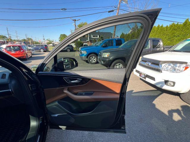 used 2017 Audi Q7 car, priced at $18,594