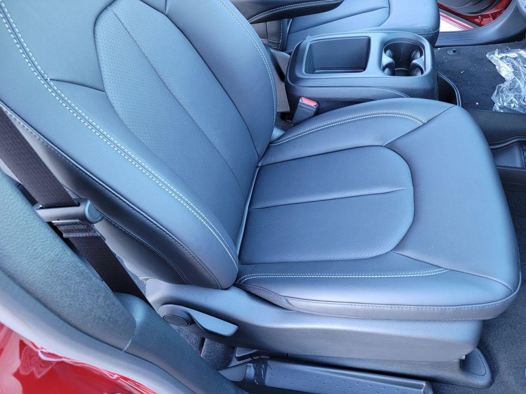 new 2026 Chrysler Pacifica car, priced at $38,886