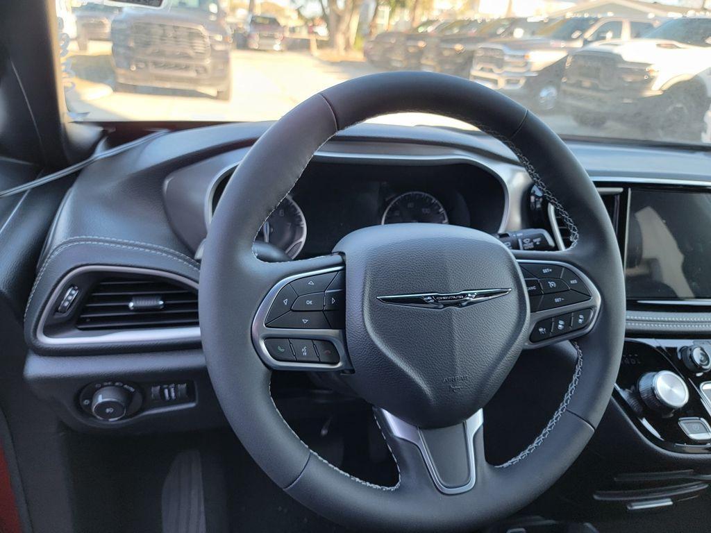 new 2026 Chrysler Pacifica car, priced at $38,886