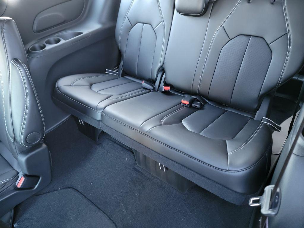new 2026 Chrysler Pacifica car, priced at $38,886