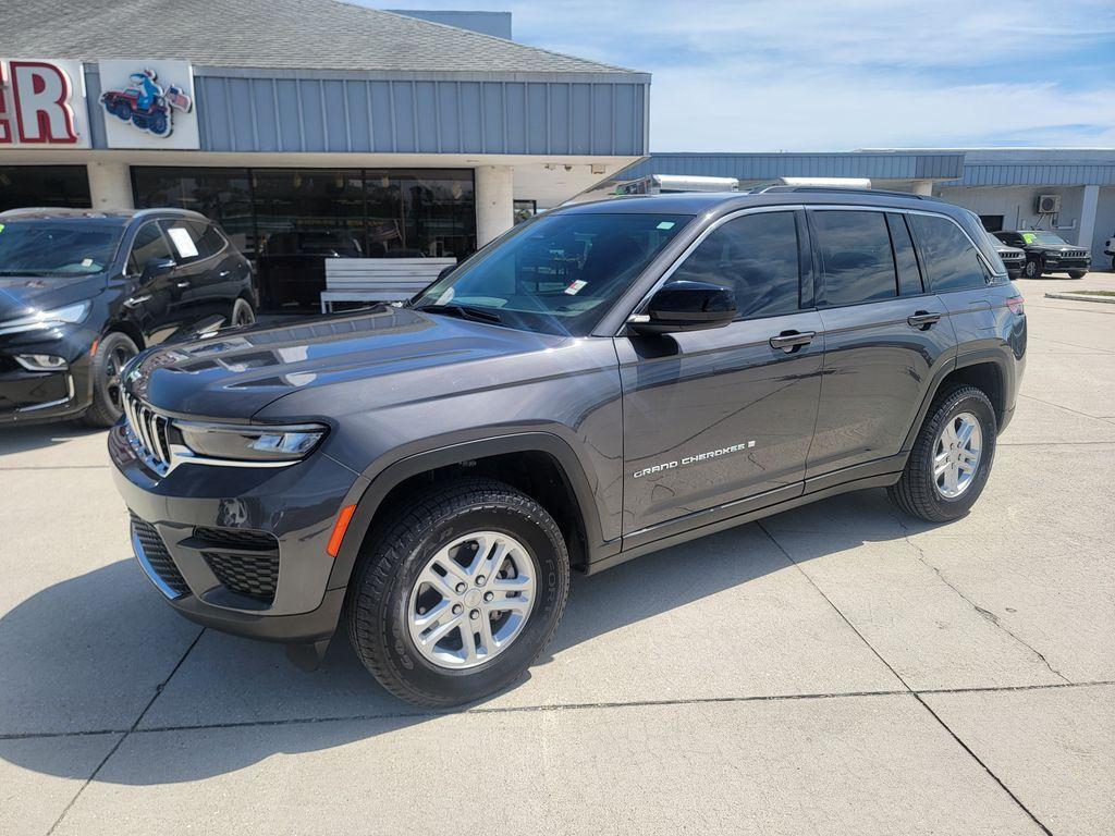 used 2025 Jeep Grand Cherokee car, priced at $30,353