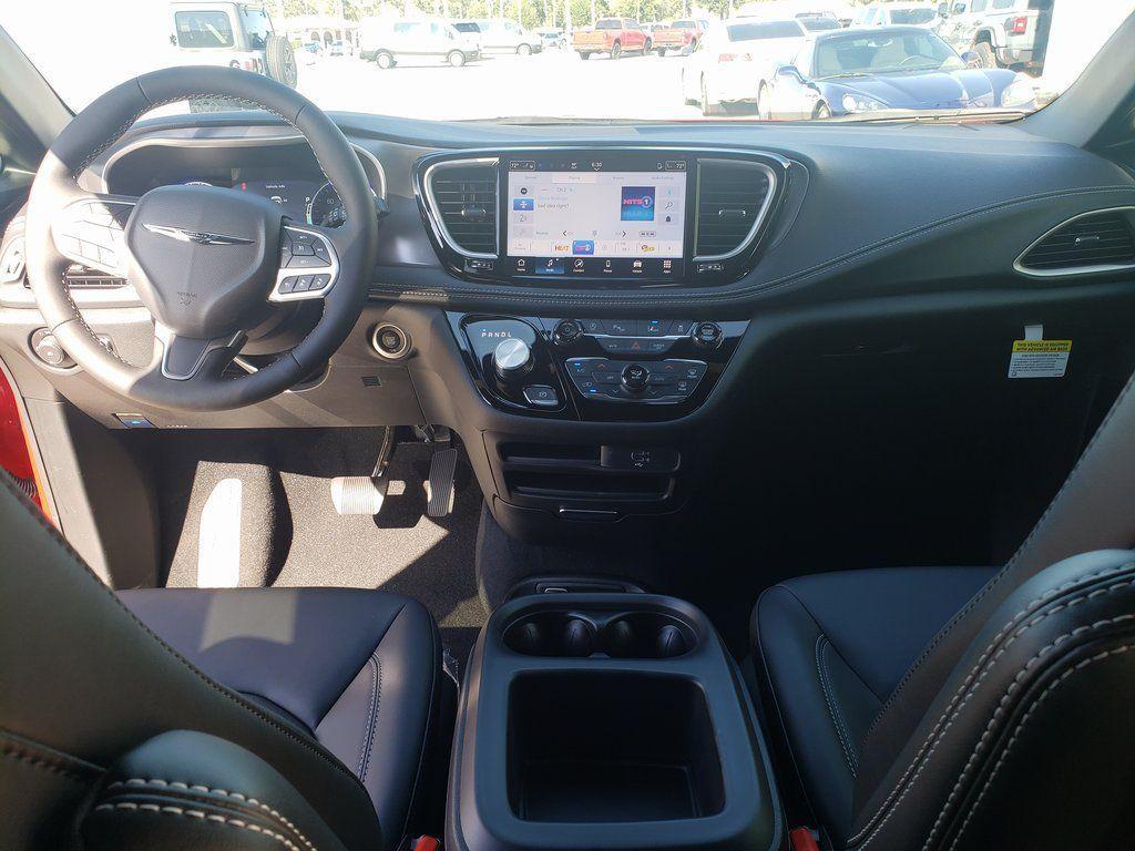 new 2026 Chrysler Pacifica car, priced at $37,570