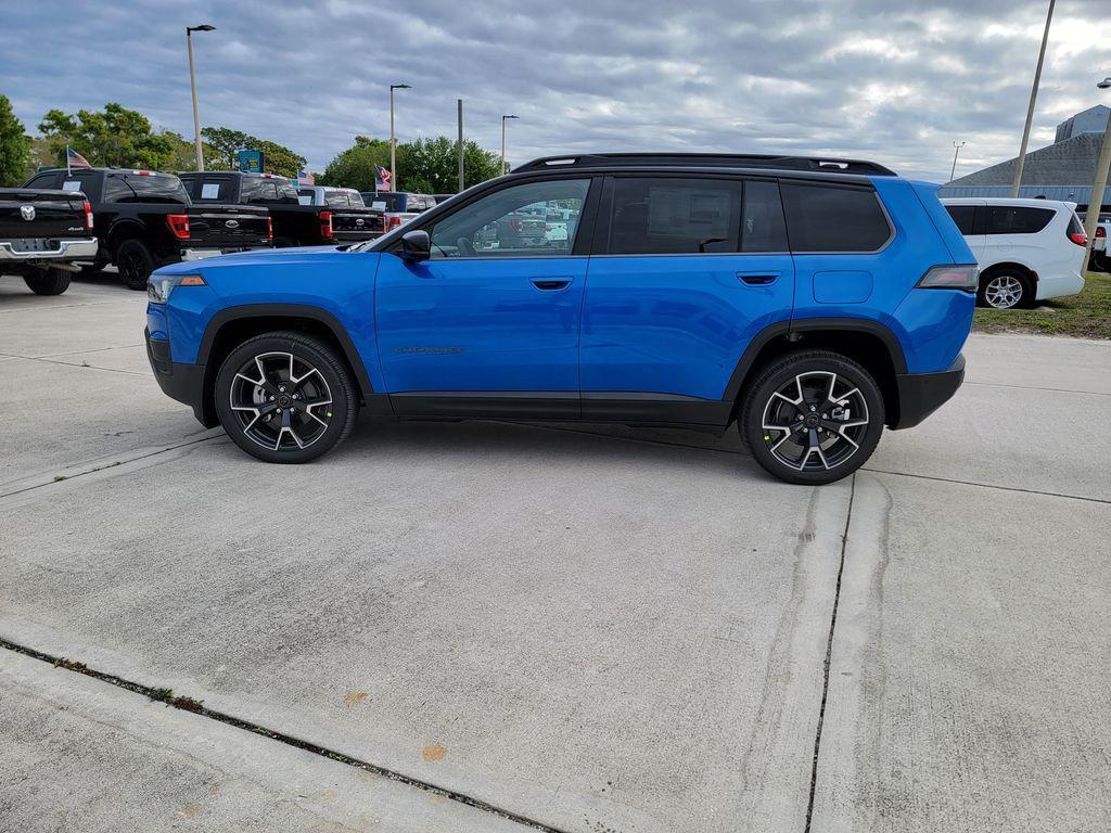 new 2026 Jeep Cherokee car, priced at $41,570