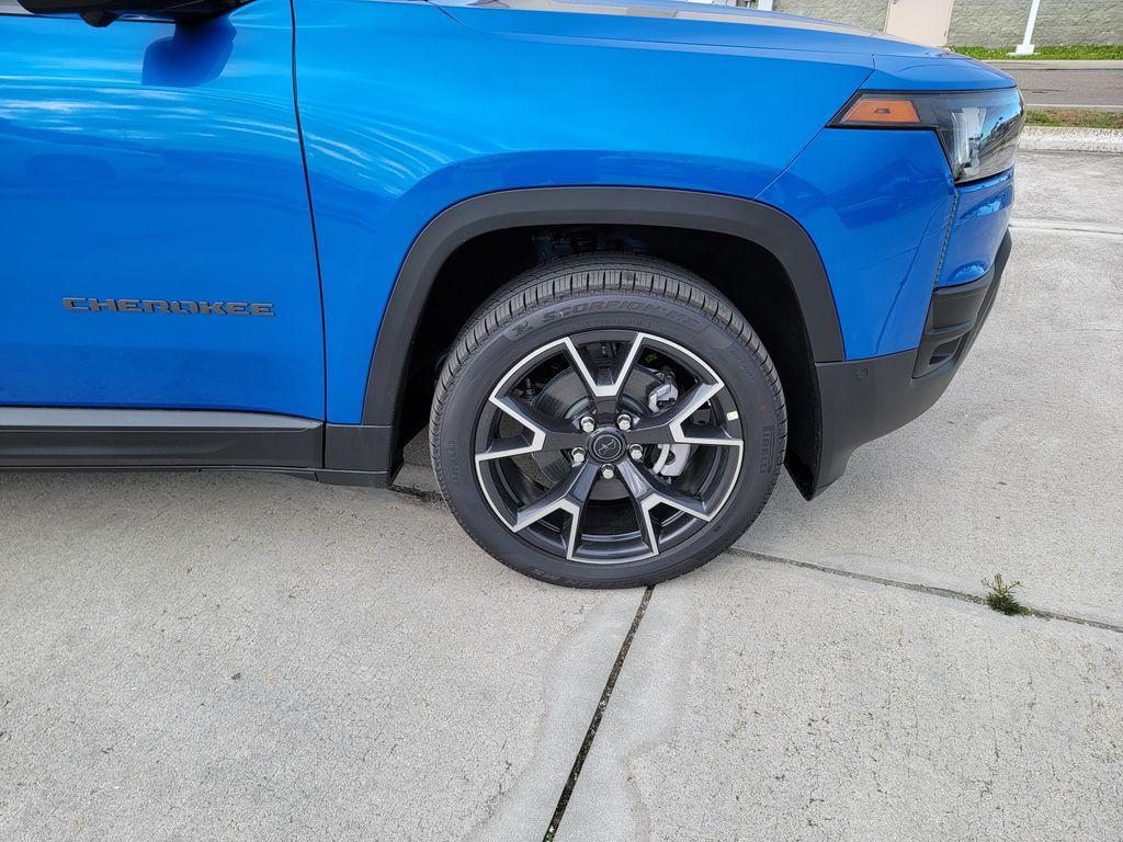 new 2026 Jeep Cherokee car, priced at $41,570