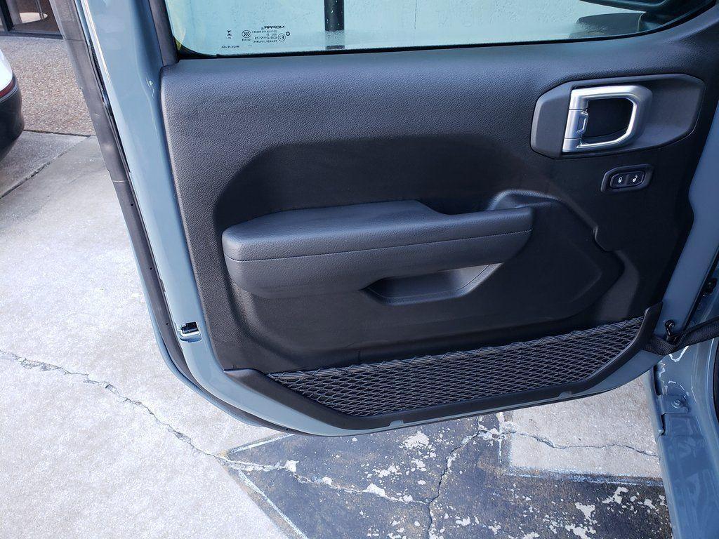 new 2026 Jeep Wrangler car, priced at $35,783