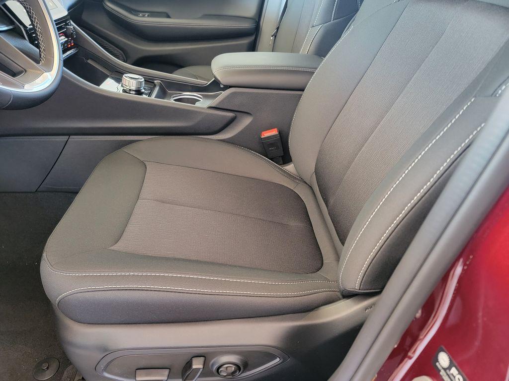 new 2026 Jeep Grand Cherokee car, priced at $37,146