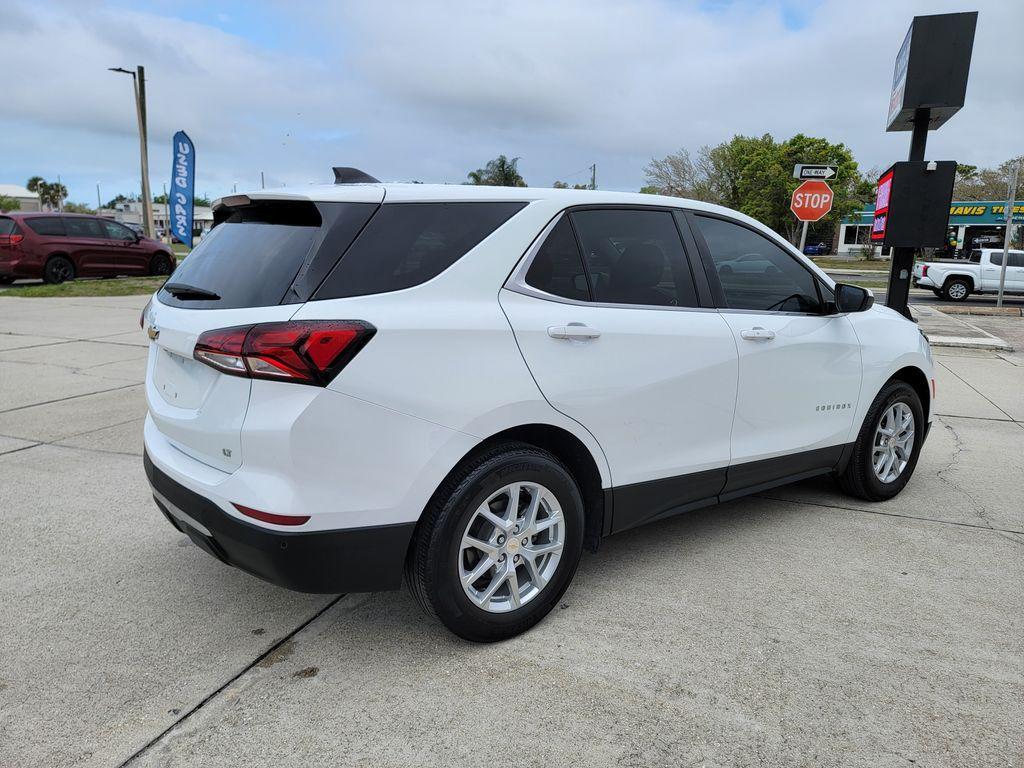used 2024 Chevrolet Equinox car, priced at $22,152