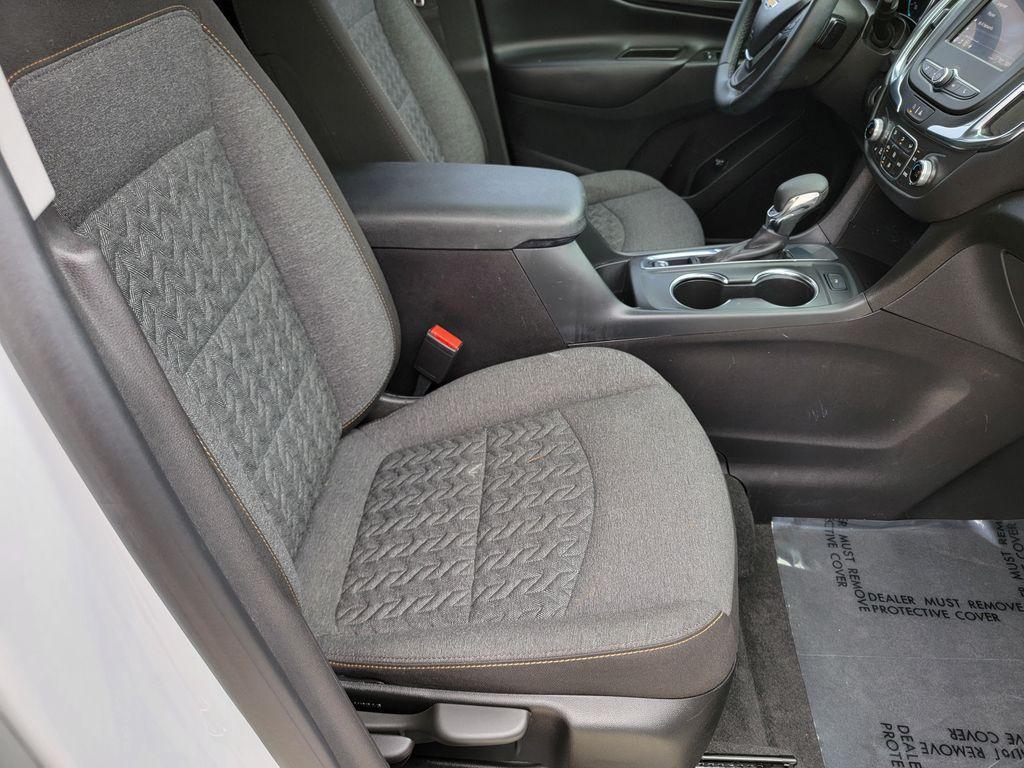 used 2024 Chevrolet Equinox car, priced at $22,152