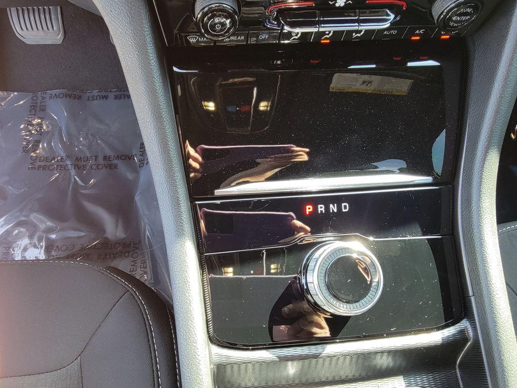 used 2025 Jeep Grand Cherokee car, priced at $33,802