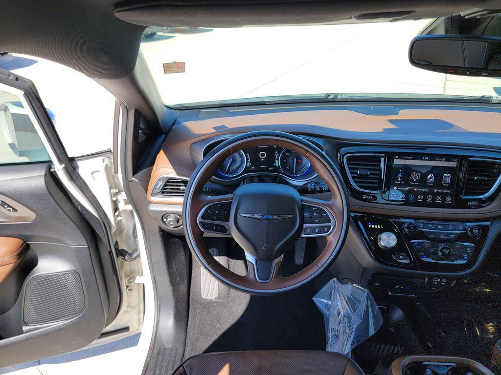 used 2020 Chrysler Pacifica car, priced at $25,526