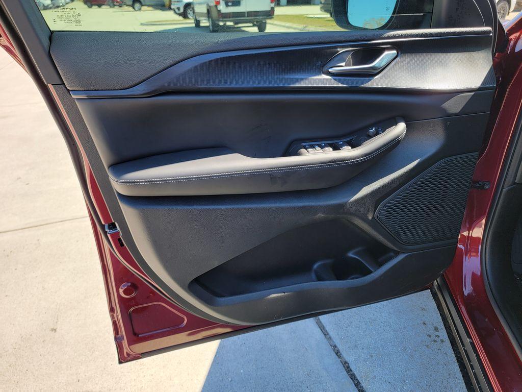 new 2026 Jeep Grand Cherokee L car, priced at $37,631