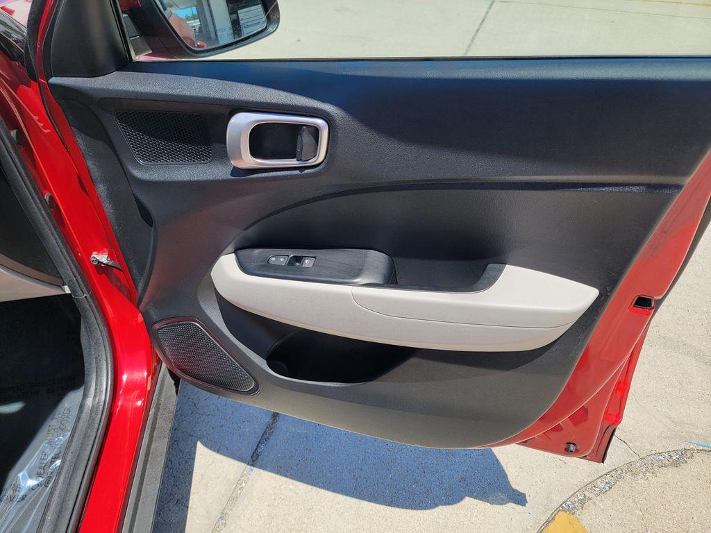 used 2025 Hyundai Venue car, priced at $20,344