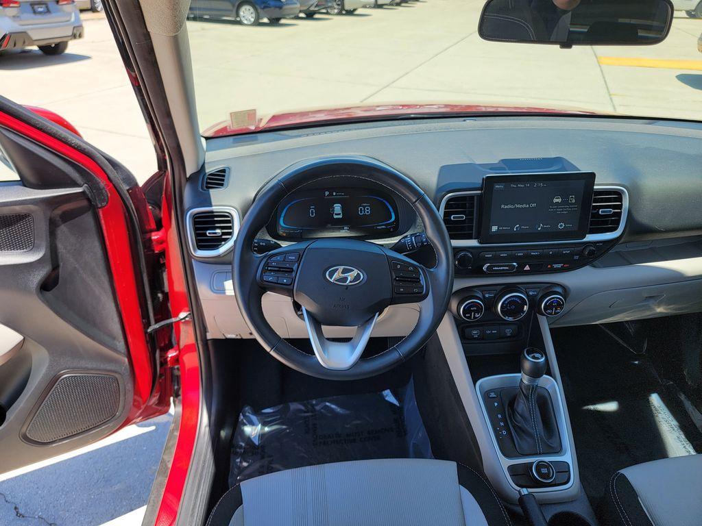 used 2025 Hyundai Venue car, priced at $20,344