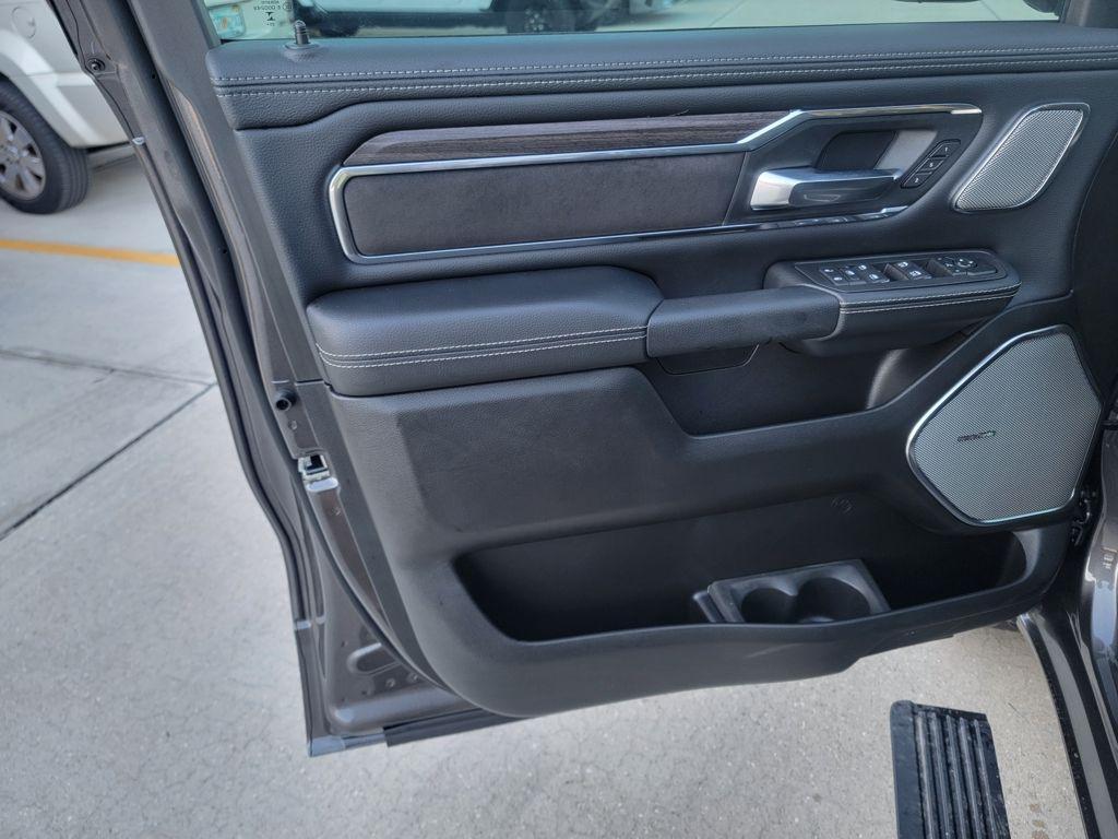 new 2026 Ram 1500 car, priced at $61,098