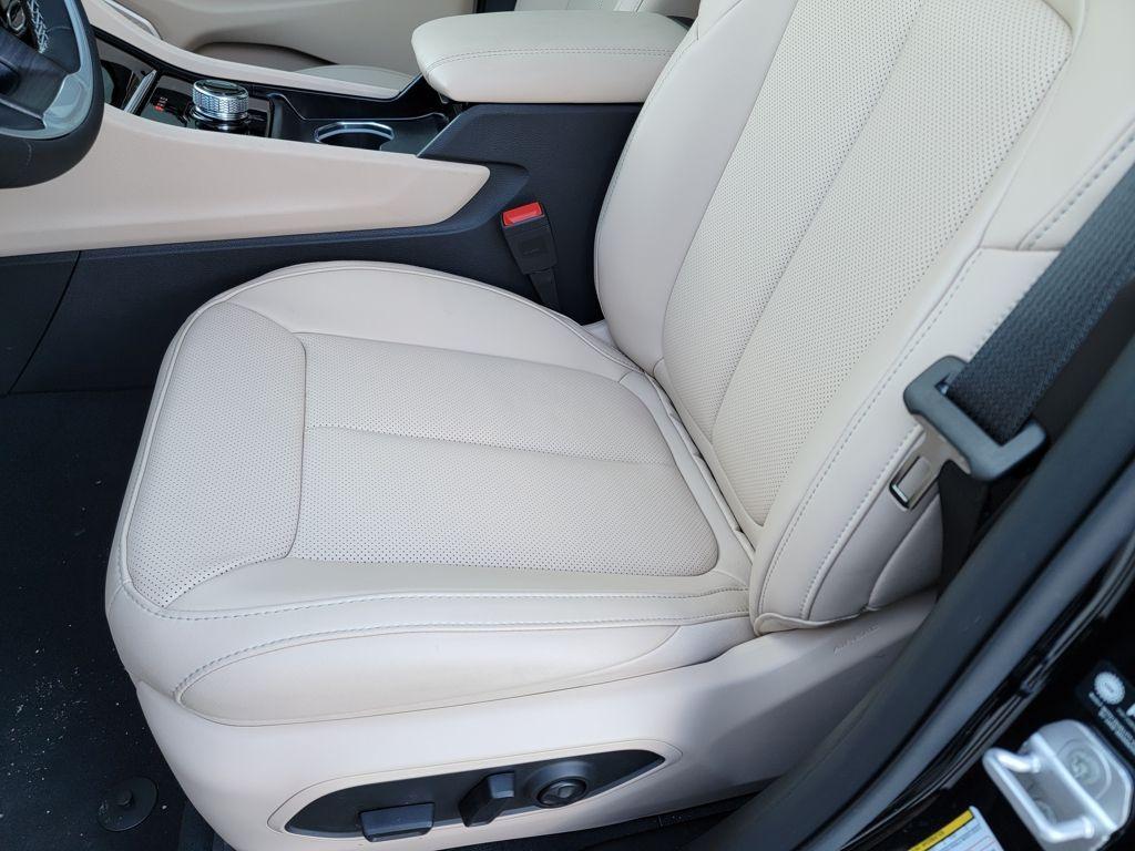new 2026 Jeep Grand Cherokee car, priced at $43,656