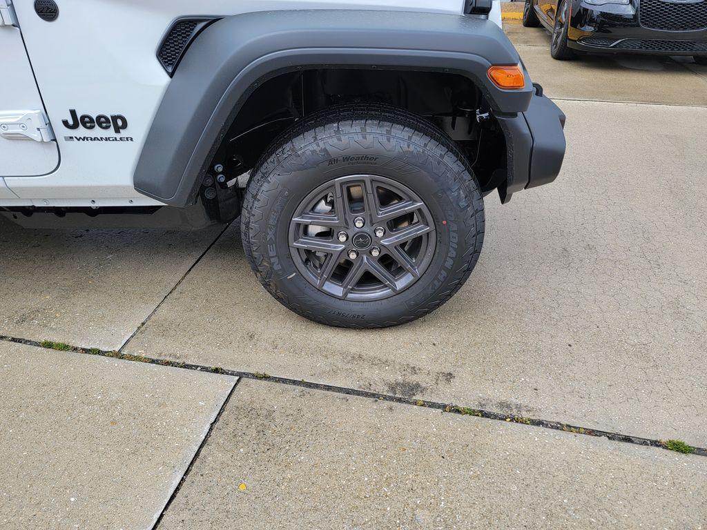 new 2026 Jeep Wrangler car, priced at $37,265