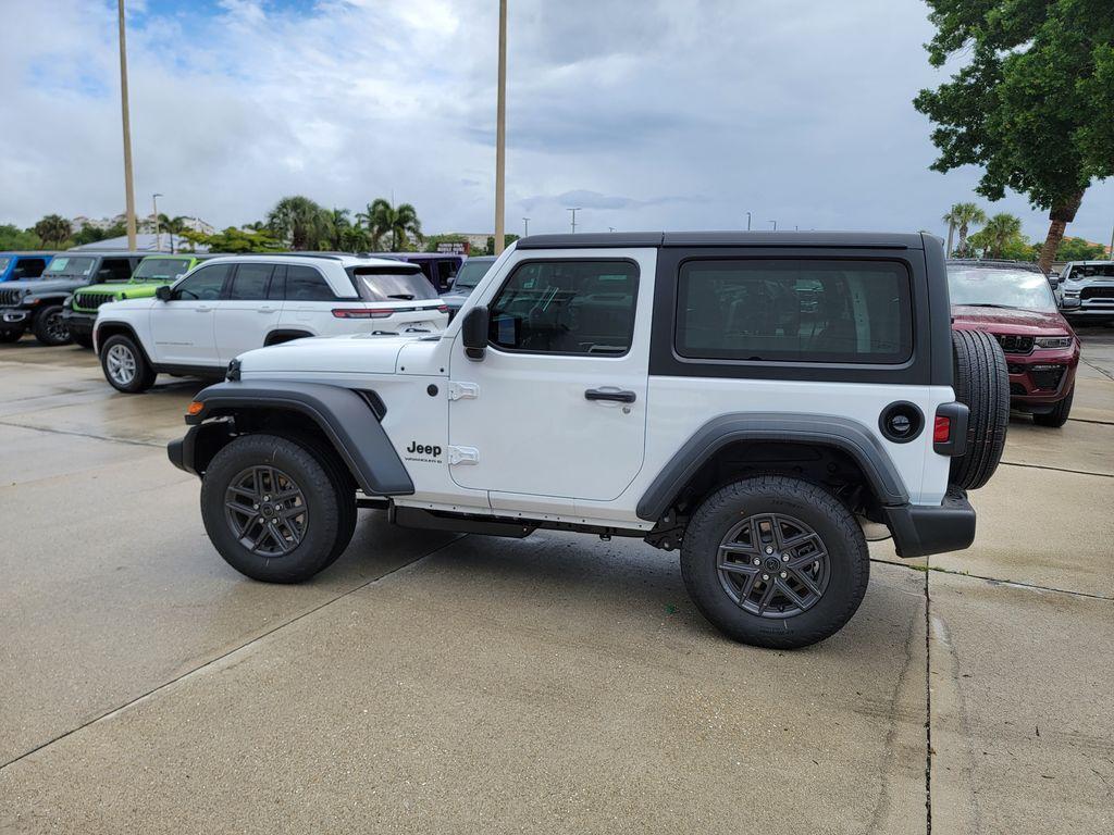 new 2026 Jeep Wrangler car, priced at $37,265