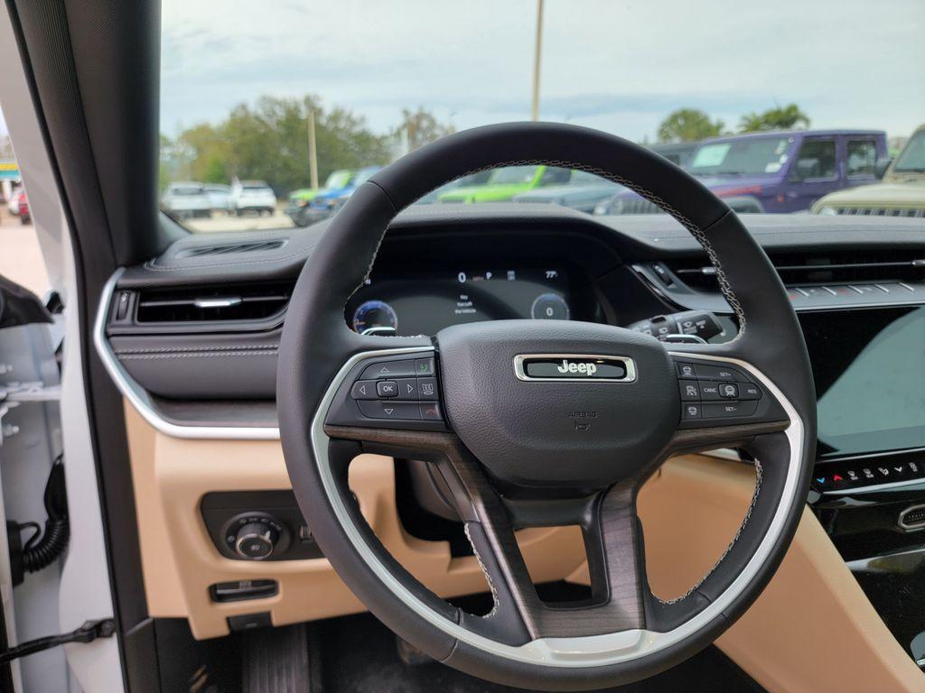 new 2026 Jeep Grand Cherokee L car, priced at $46,274