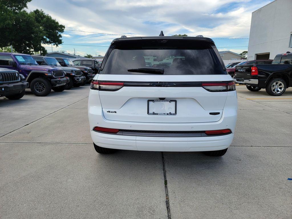 new 2026 Jeep Grand Cherokee car, priced at $62,685