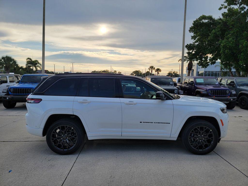 new 2026 Jeep Grand Cherokee car, priced at $62,685
