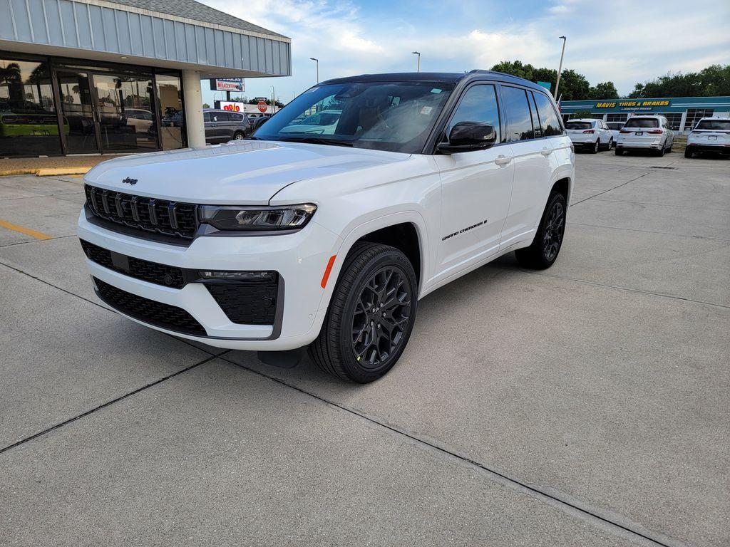 new 2026 Jeep Grand Cherokee car, priced at $62,685