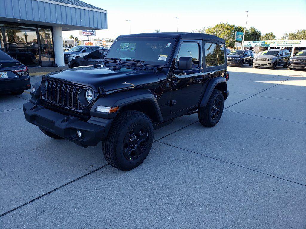 new 2026 Jeep Wrangler car, priced at $35,698