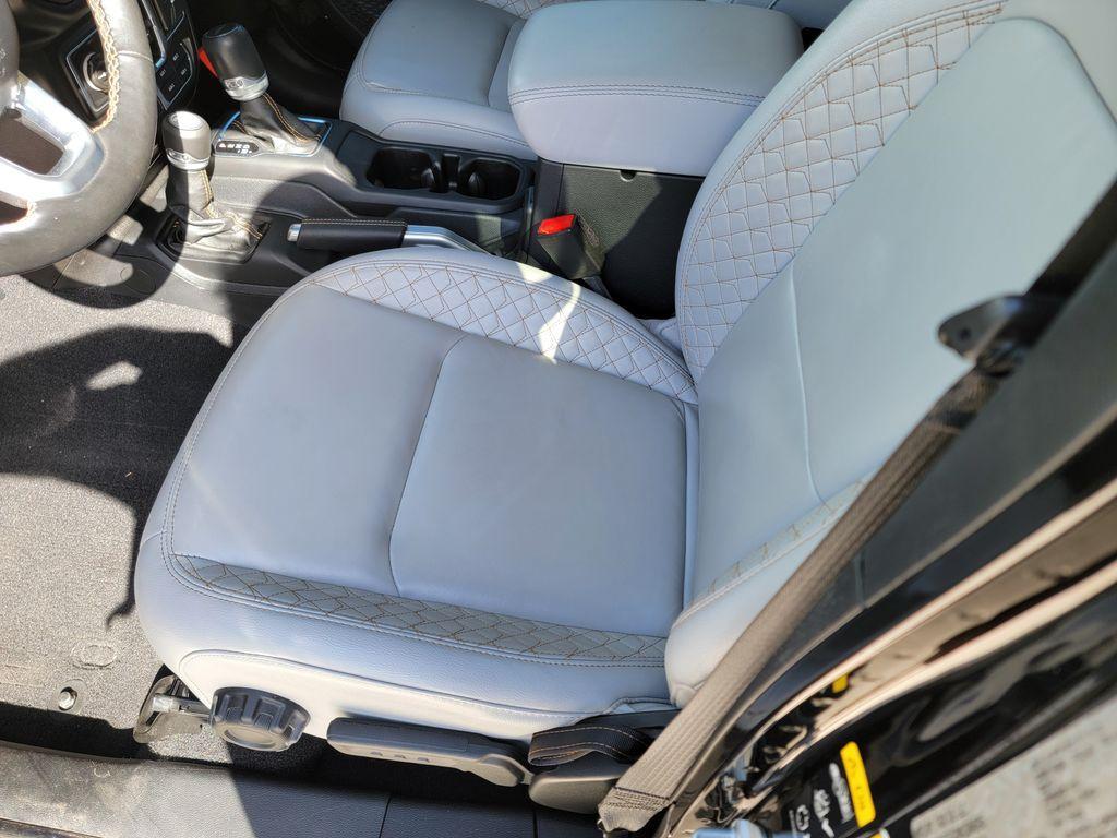 used 2021 Jeep Gladiator car, priced at $30,984
