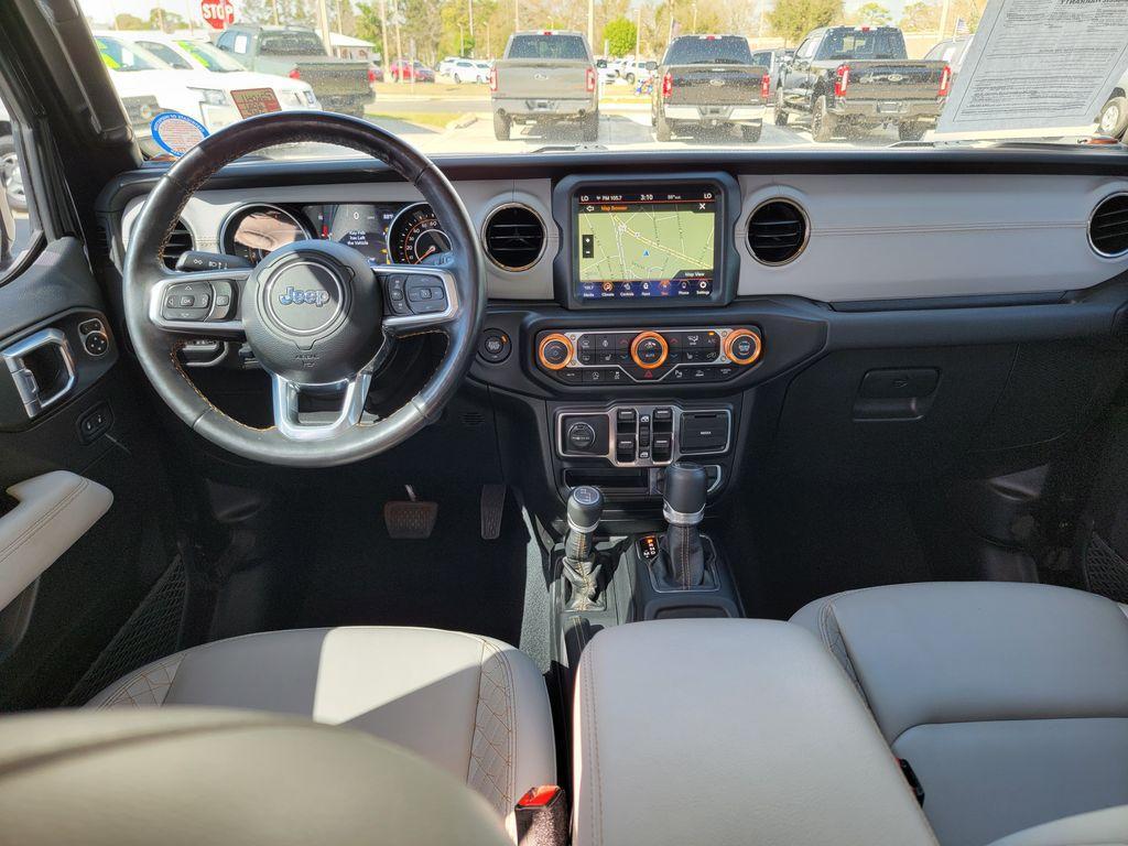 used 2021 Jeep Gladiator car, priced at $30,984