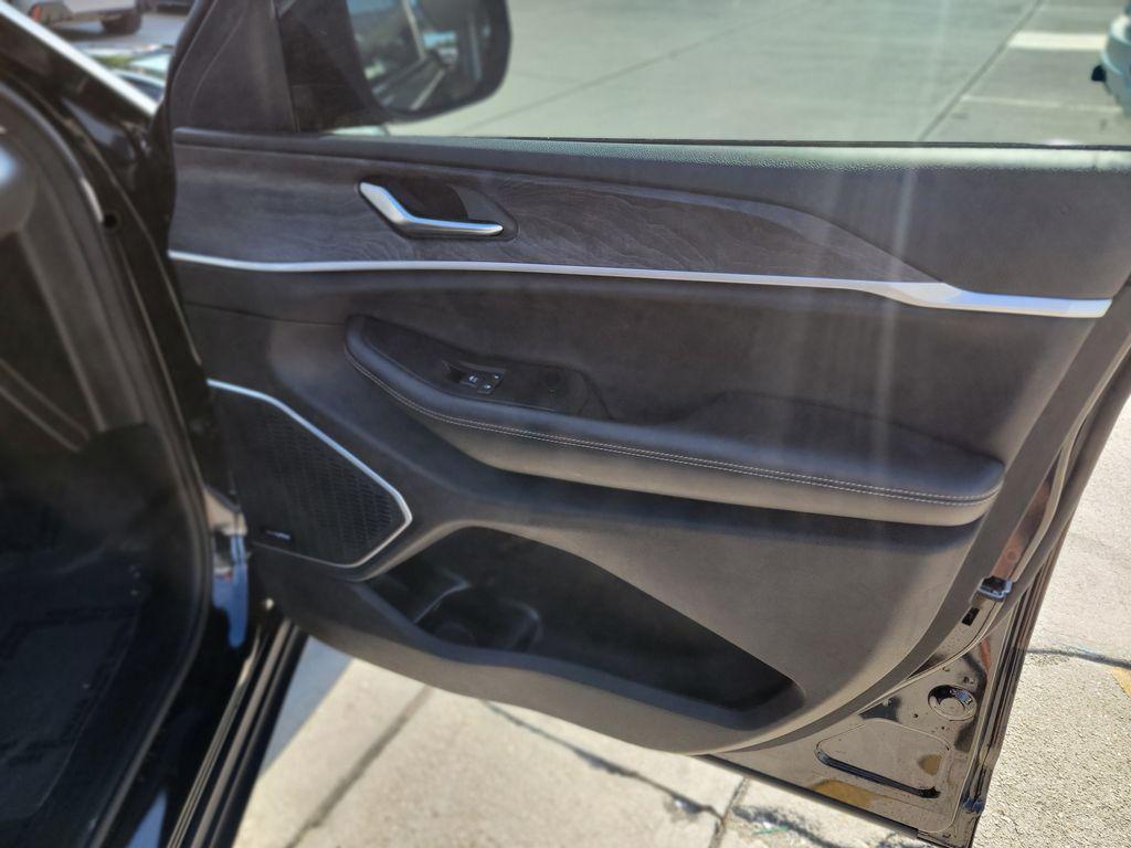 used 2023 Jeep Grand Cherokee car, priced at $32,815