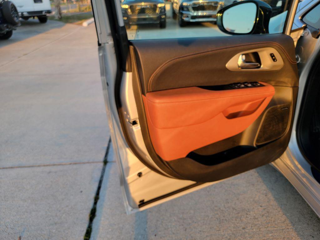 new 2026 Chrysler Pacifica car, priced at $50,446